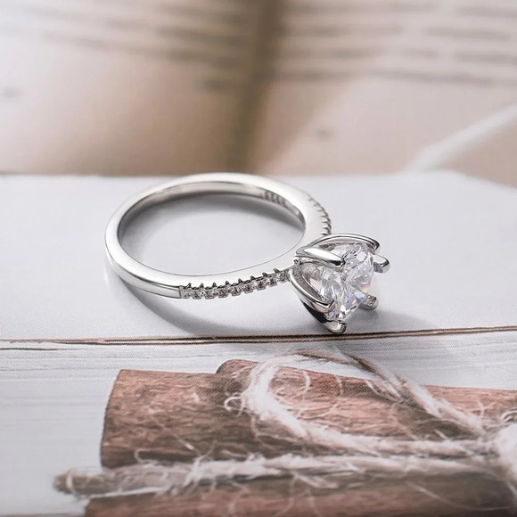 😍DIAMOND SOLITAIRE FLOWER ROUND BRILLIANT CUT CZ WEDDING RING, K766 - Picture 4 of 9